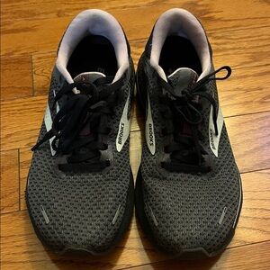 Brooks Charcoal and Black Athletic Shoes